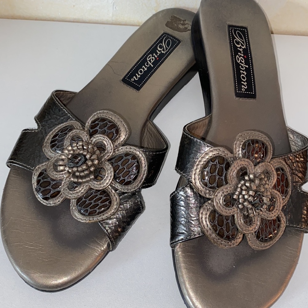Brighton clover slippers size 6 medium - Picture 5 of 8